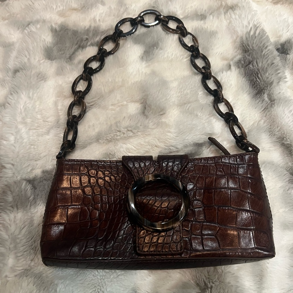 Beautiful leather Adrienne Vittadini shoulder bag